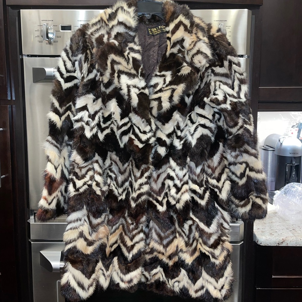 Women’s Chevron real mink coat  size XS/S